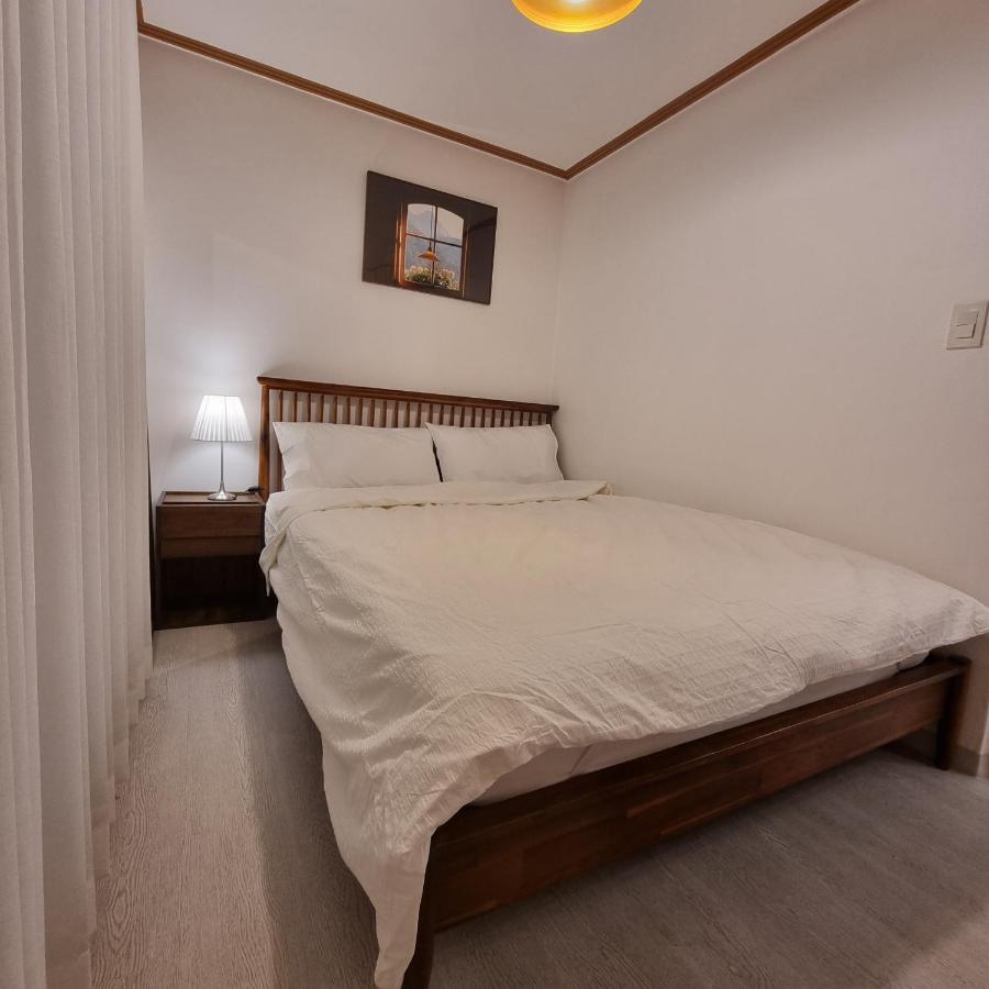 Hongik Hongdae Yeonnam Hoi-House Apartment Seoul Bagian luar foto