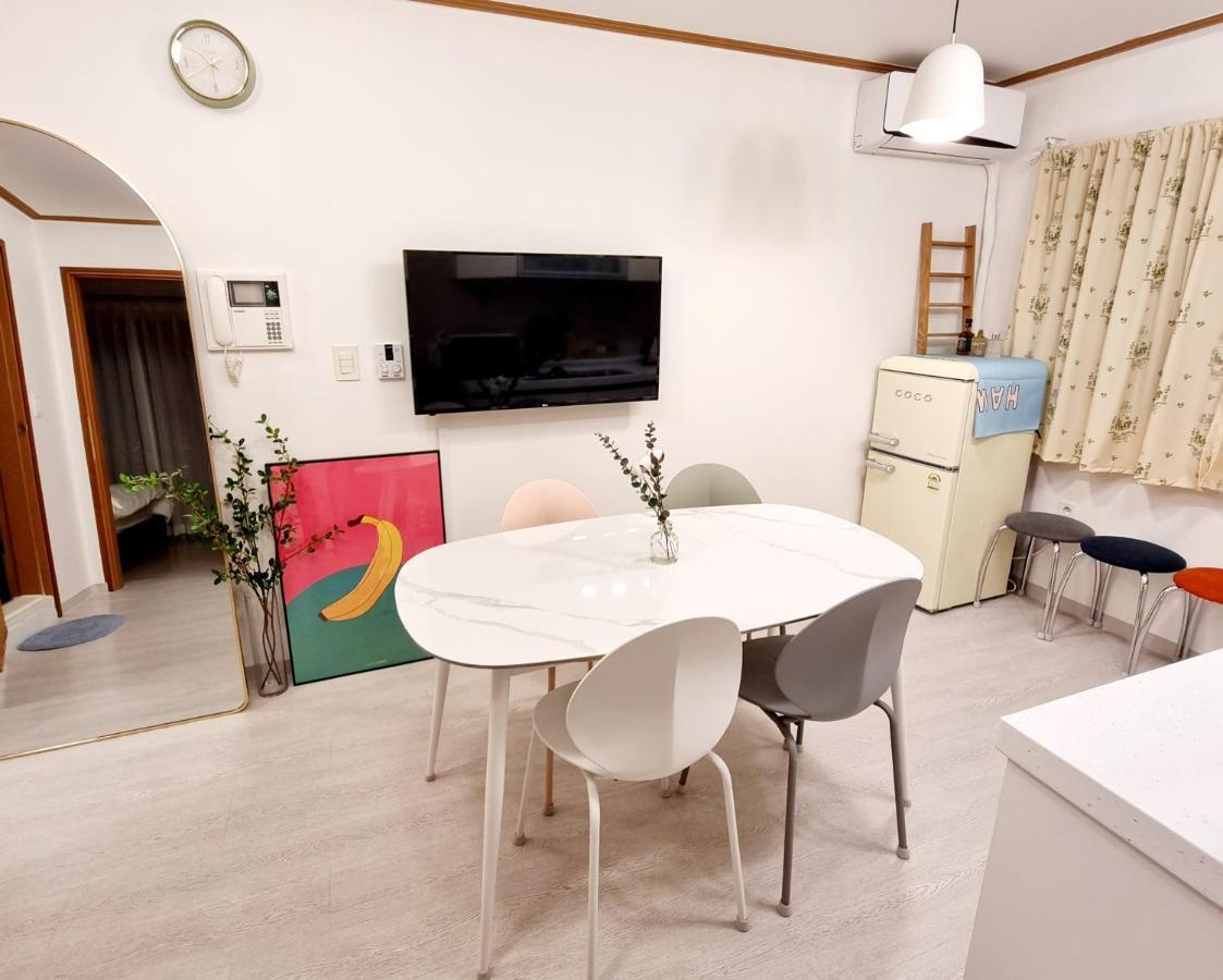 Hongik Hongdae Yeonnam Hoi-House Apartment Seoul Bagian luar foto